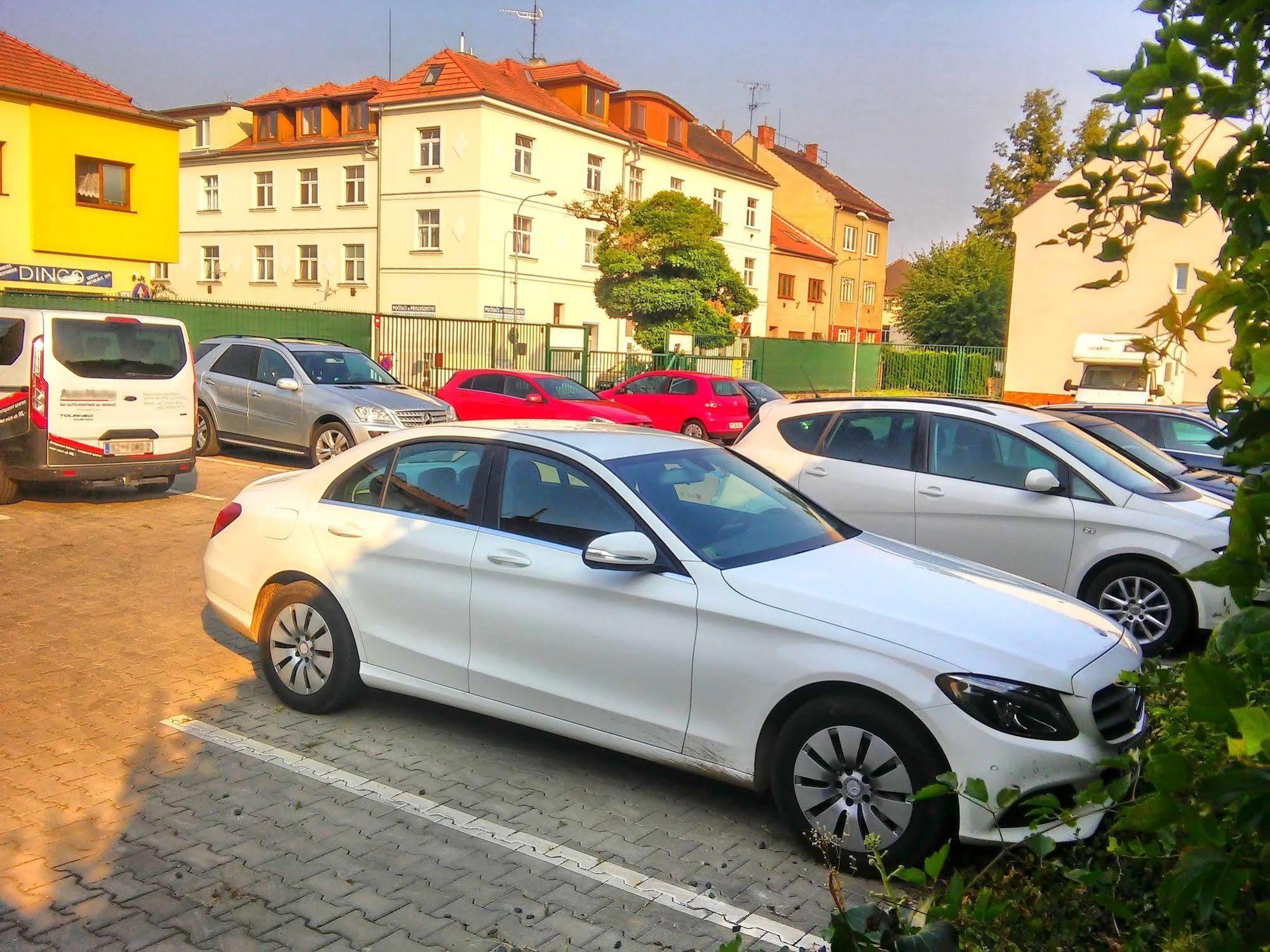 Hotel Albellus Brno Buitenkant foto