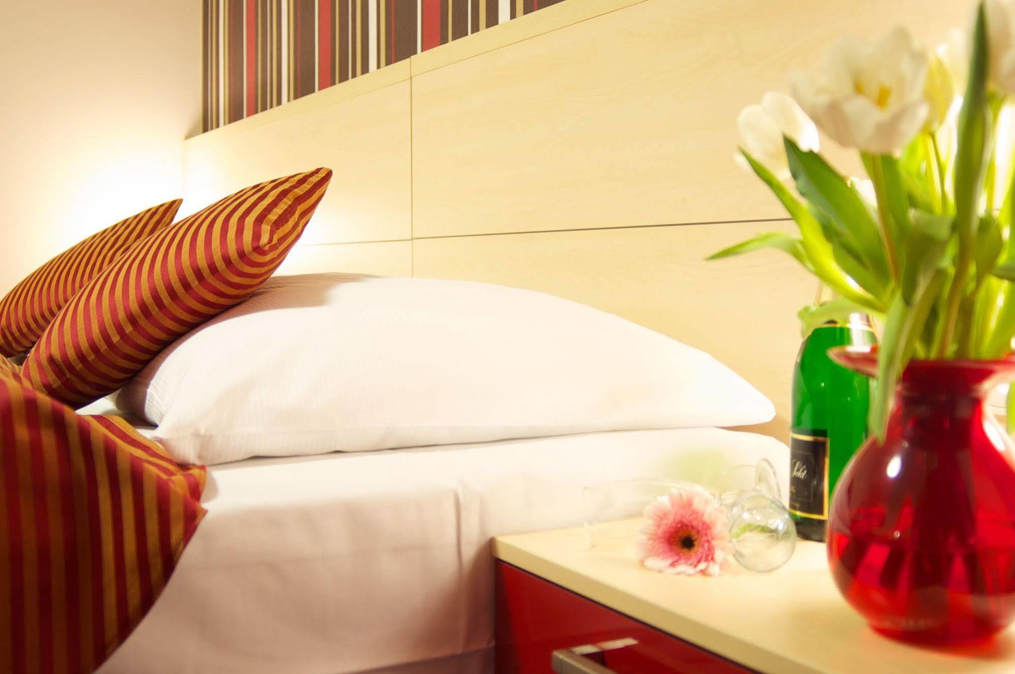 Hotel Albellus Brno Buitenkant foto